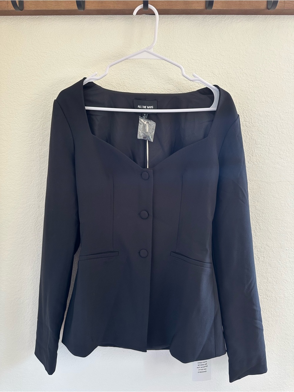 All The Ways Almeda Black Button-Front Blazer - Picture 3 of 7